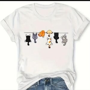 NEW! Womans Casual Cat Print Graphic Print T-Shirt for Cat Lovers Medium